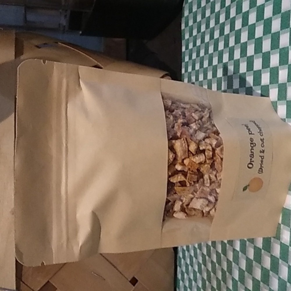 Orange Peel dried & cut